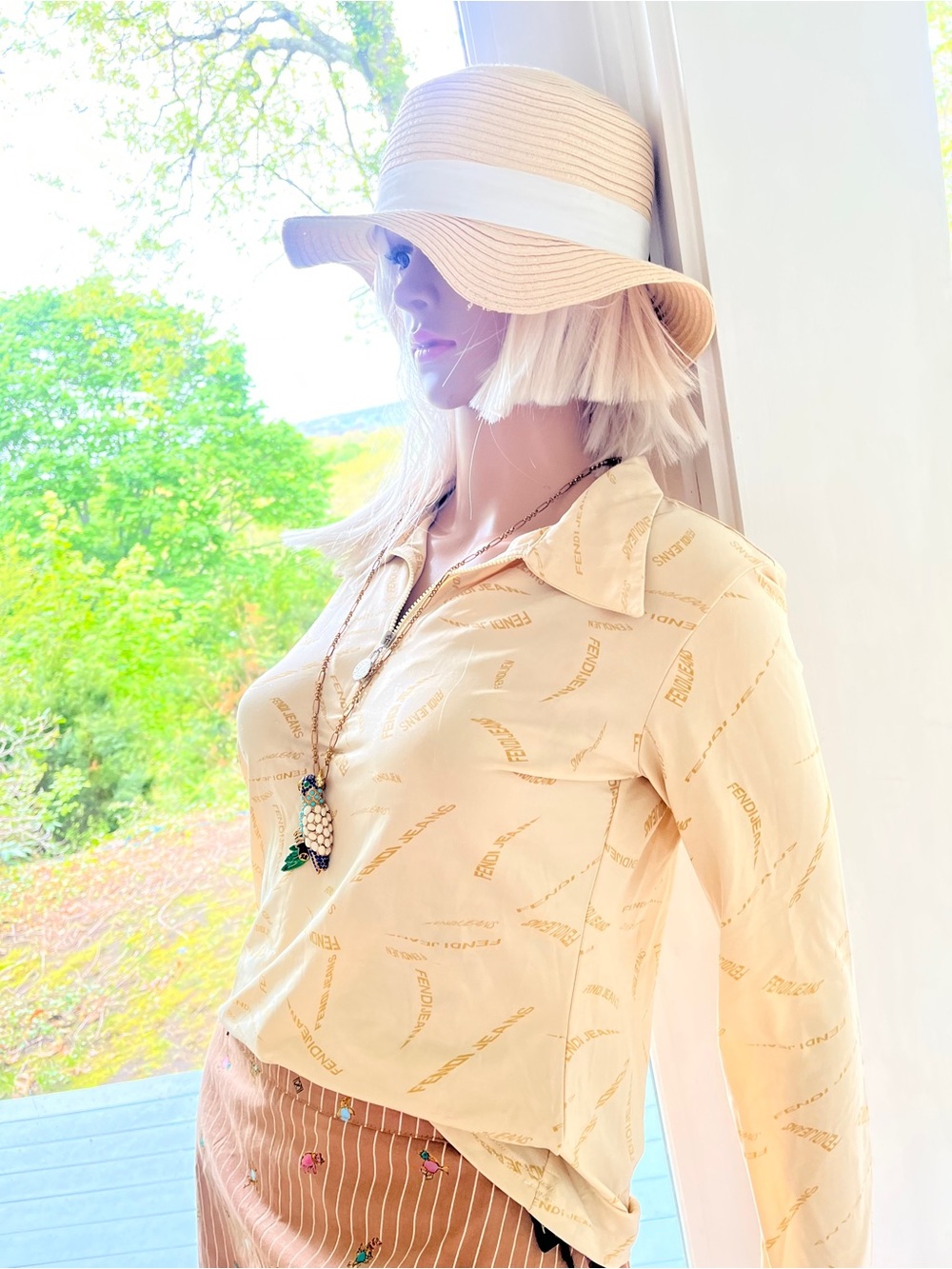 Fendi Blouse Ivory Logo Button Down - Picture 8 of 8